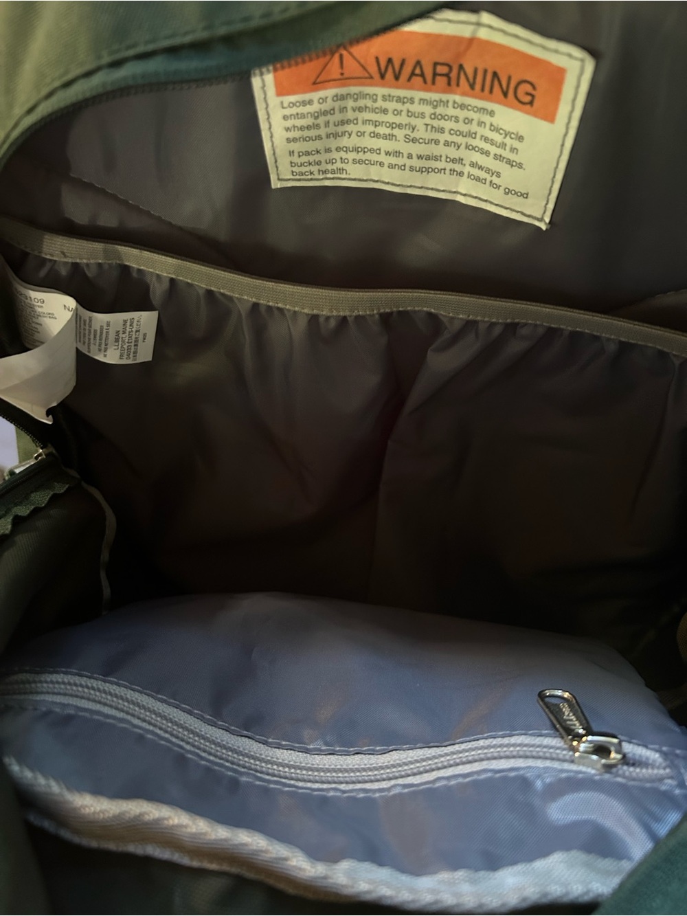 L.L.Bean Bean's Explorer Backpack - Picture 3 of 4